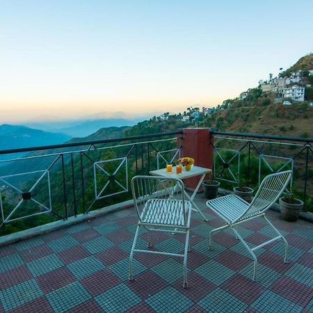 Livingstone 2Bhk Cozy Homestay In Kasauli Hills Eksteriør billede