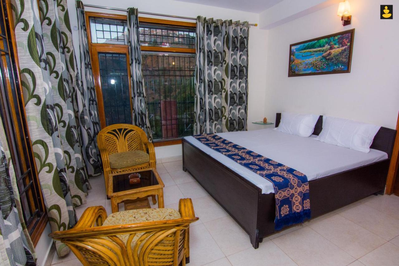 Livingstone 2Bhk Cozy Homestay In Kasauli Hills Eksteriør billede