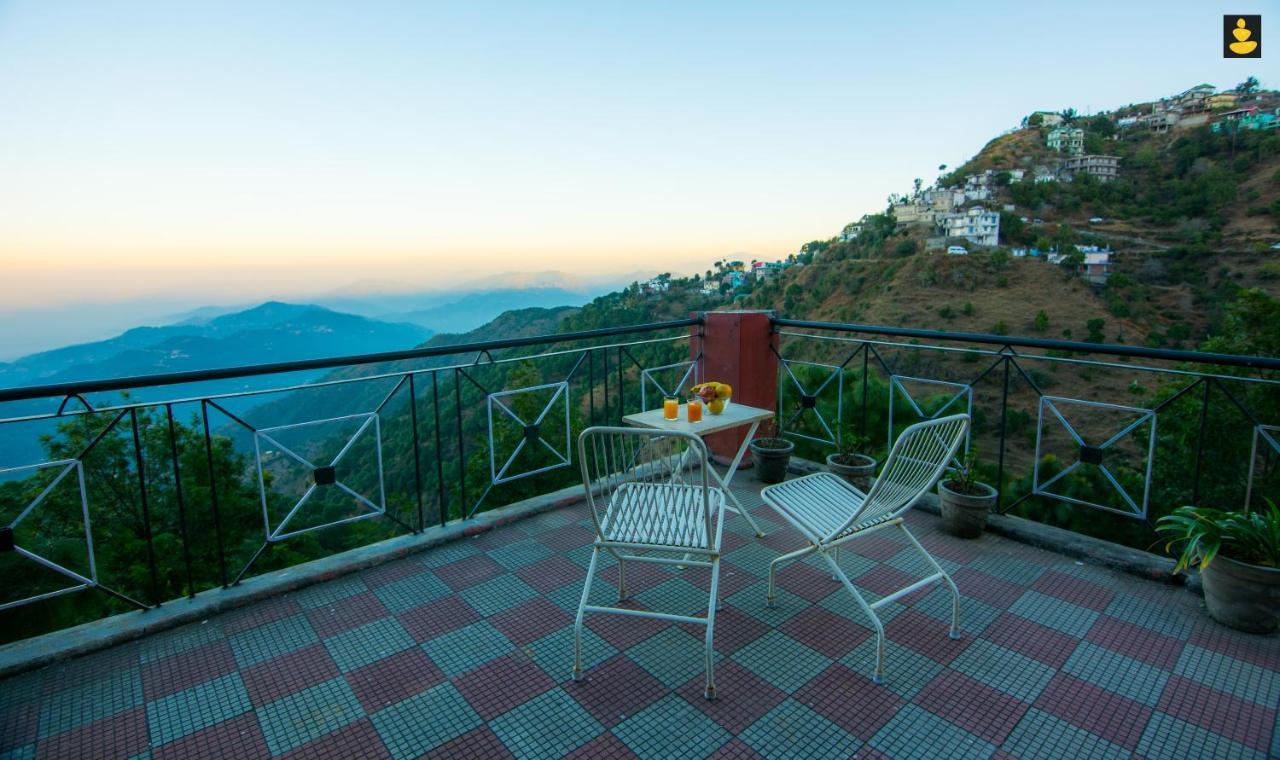 Livingstone 2Bhk Cozy Homestay In Kasauli Hills Eksteriør billede